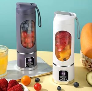 Mini Portable Blender – Rechargeable Electric Fruit Juicer Bottle (USB)